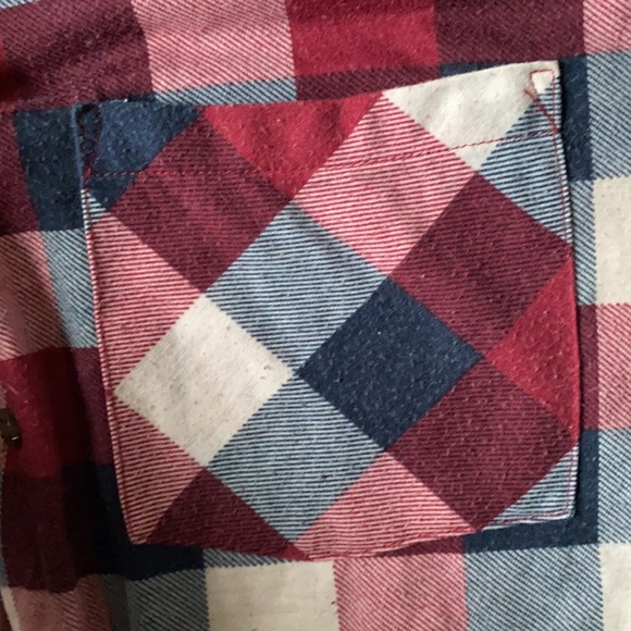 Plaid button down top - Picture 4 of 4
